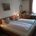 Konukevi Lindenhof Prien am Chiemsee