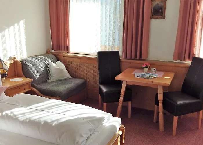 Lindenhof Гостевой дом 3*